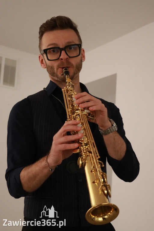 Fotorelacja: Wernisaż TRZY SERCA JEDEN ŚWIAT w MOK Zawiercie