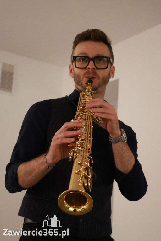 Fotorelacja: Wernisaż TRZY SERCA JEDEN ŚWIAT w MOK Zawiercie