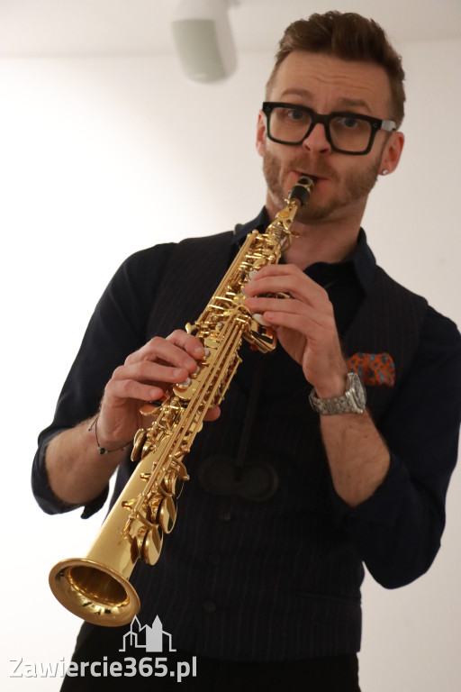 Fotorelacja: Wernisaż TRZY SERCA JEDEN ŚWIAT w MOK Zawiercie