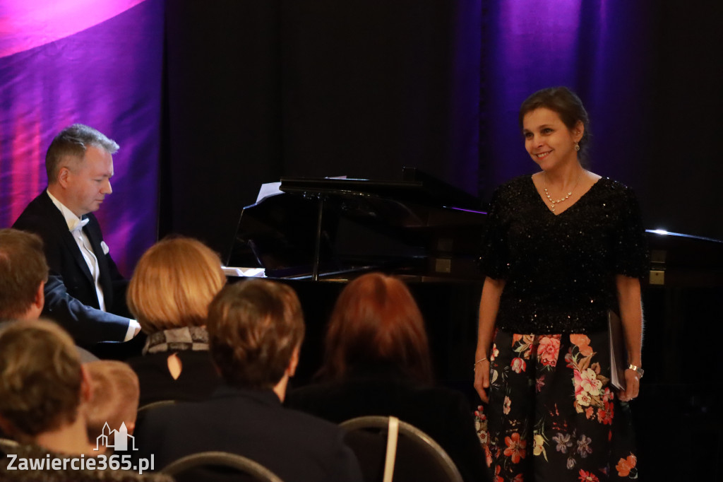 Fotorelacja: Muzyczne Święto Niepodległości z Filharmonią Jurajską w Zawierciu