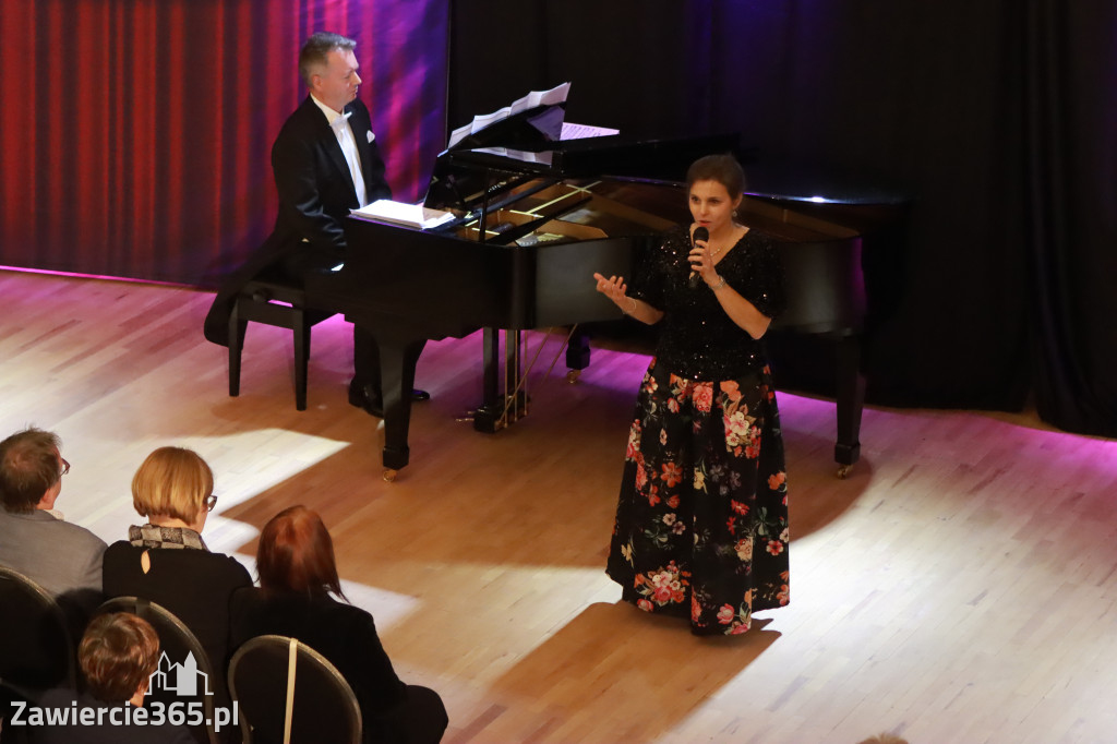 Fotorelacja: Muzyczne Święto Niepodległości z Filharmonią Jurajską w Zawierciu