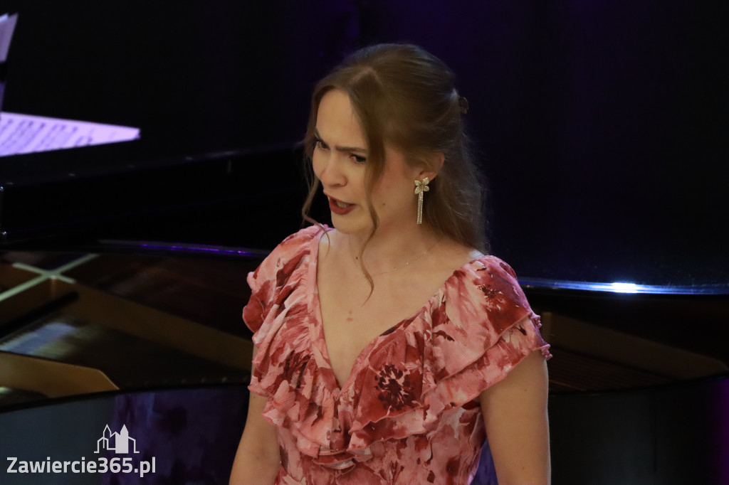 Fotorelacja: Muzyczne Święto Niepodległości z Filharmonią Jurajską w Zawierciu