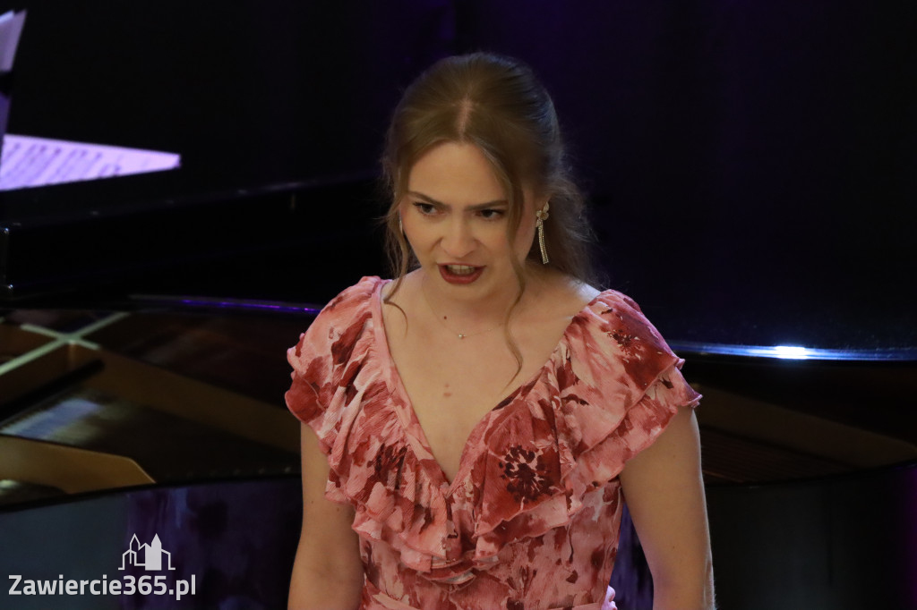 Fotorelacja: Muzyczne Święto Niepodległości z Filharmonią Jurajską w Zawierciu