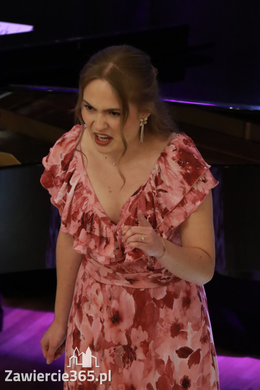 Fotorelacja: Muzyczne Święto Niepodległości z Filharmonią Jurajską w Zawierciu