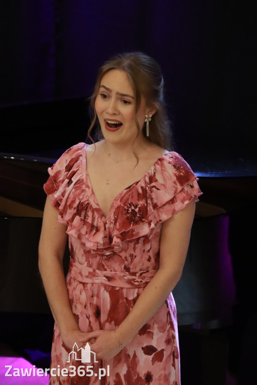 Fotorelacja: Muzyczne Święto Niepodległości z Filharmonią Jurajską w Zawierciu