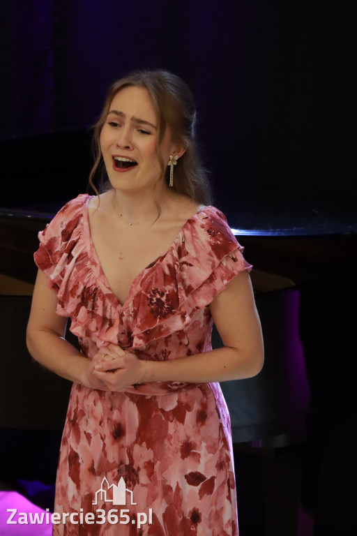 Fotorelacja: Muzyczne Święto Niepodległości z Filharmonią Jurajską w Zawierciu