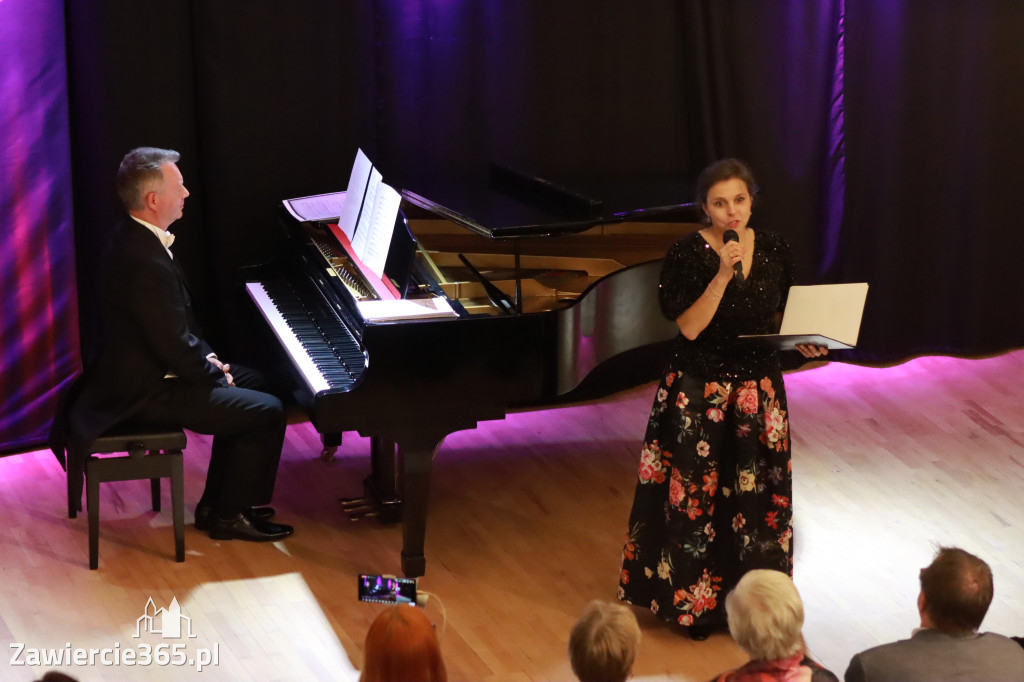 Fotorelacja: Muzyczne Święto Niepodległości z Filharmonią Jurajską w Zawierciu