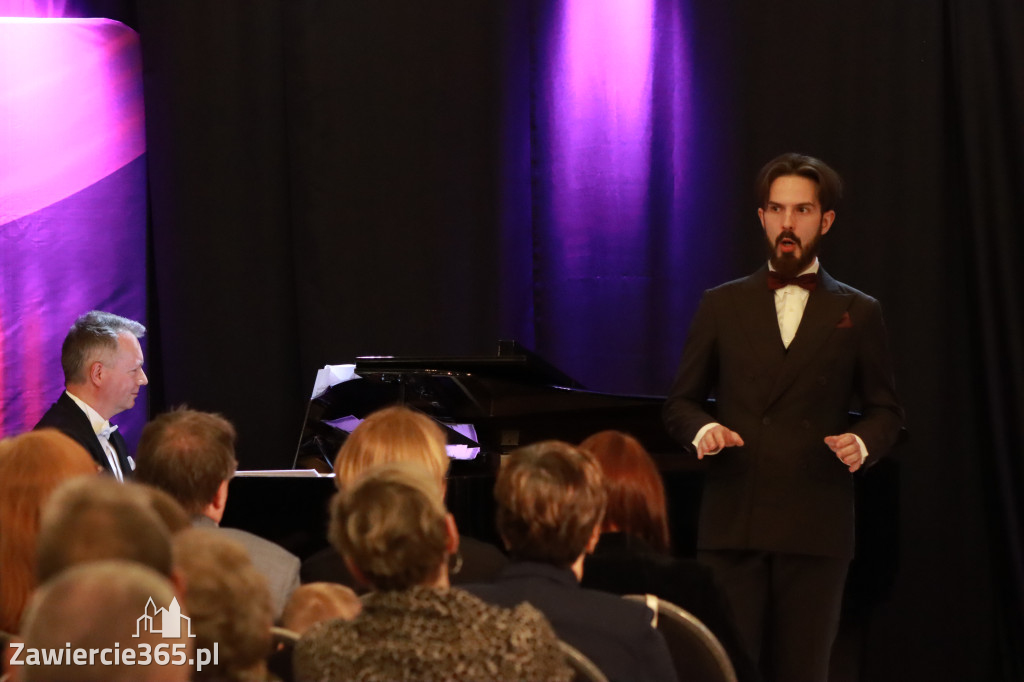 Fotorelacja: Muzyczne Święto Niepodległości z Filharmonią Jurajską w Zawierciu