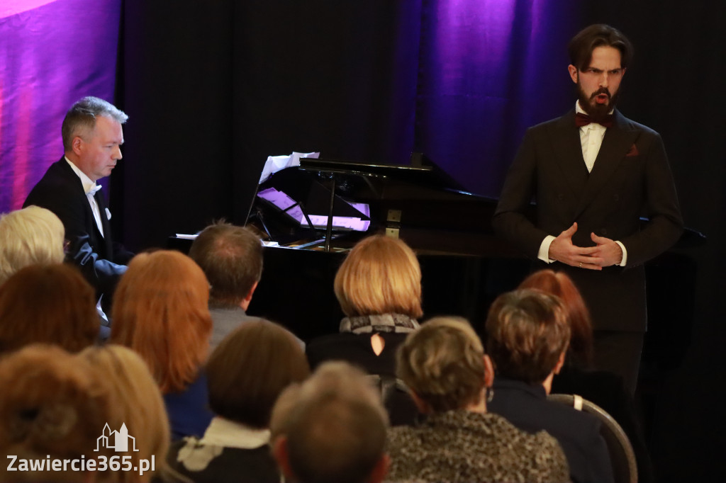 Fotorelacja: Muzyczne Święto Niepodległości z Filharmonią Jurajską w Zawierciu