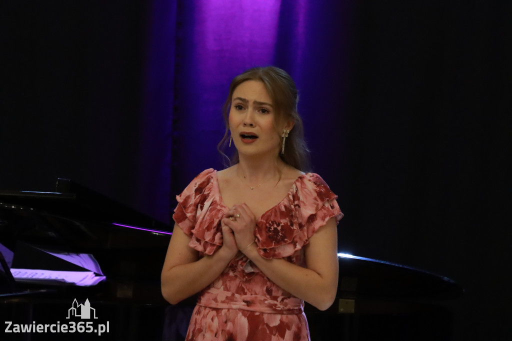 Fotorelacja: Muzyczne Święto Niepodległości z Filharmonią Jurajską w Zawierciu