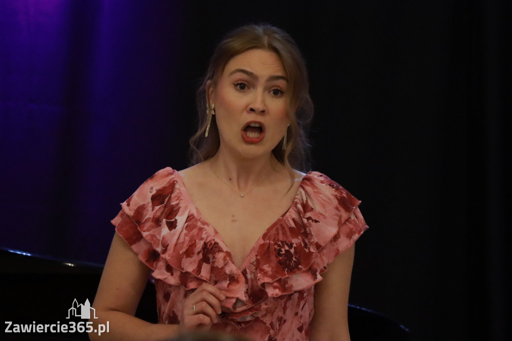 Fotorelacja: Muzyczne Święto Niepodległości z Filharmonią Jurajską w Zawierciu