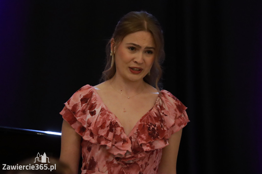 Fotorelacja: Muzyczne Święto Niepodległości z Filharmonią Jurajską w Zawierciu