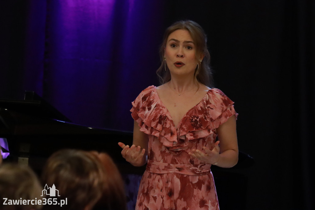 Fotorelacja: Muzyczne Święto Niepodległości z Filharmonią Jurajską w Zawierciu