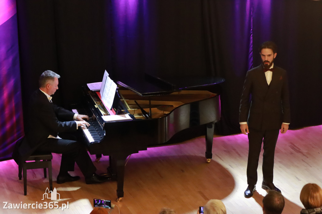 Fotorelacja: Muzyczne Święto Niepodległości z Filharmonią Jurajską w Zawierciu