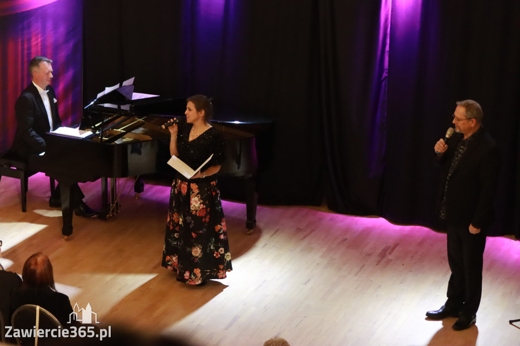 Fotorelacja: Muzyczne Święto Niepodległości z Filharmonią Jurajską w Zawierciu