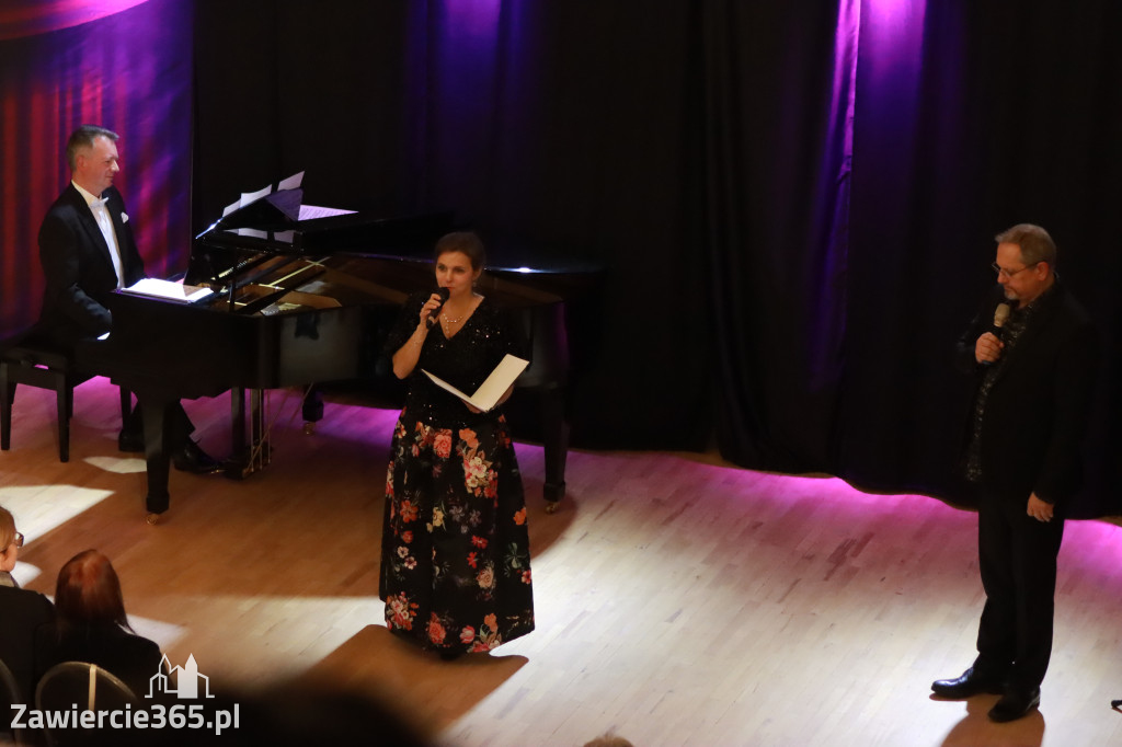 Fotorelacja: Muzyczne Święto Niepodległości z Filharmonią Jurajską w Zawierciu