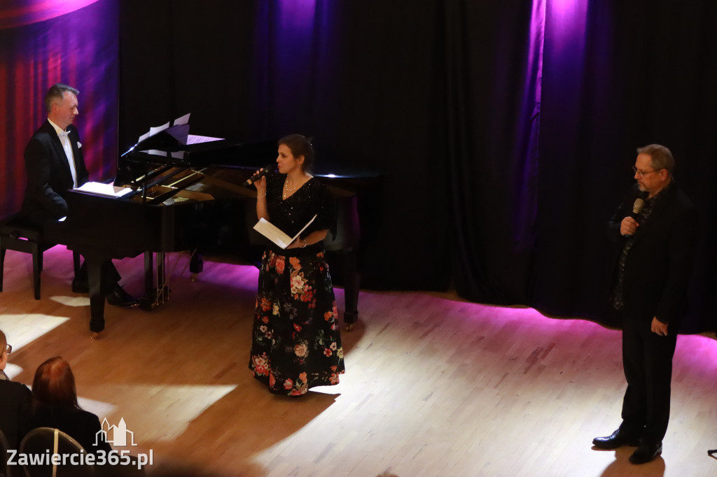 Fotorelacja: Muzyczne Święto Niepodległości z Filharmonią Jurajską w Zawierciu