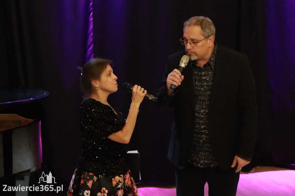 Fotorelacja: Muzyczne Święto Niepodległości z Filharmonią Jurajską w Zawierciu