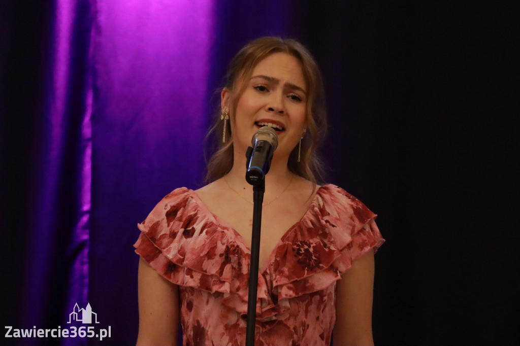 Fotorelacja: Muzyczne Święto Niepodległości z Filharmonią Jurajską w Zawierciu