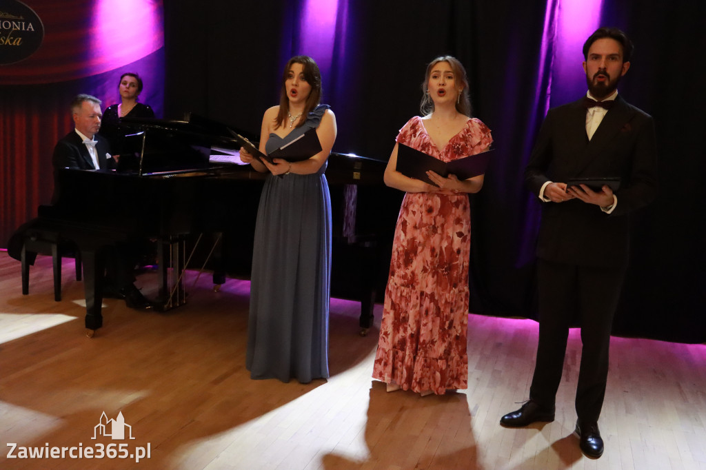 Fotorelacja: Muzyczne Święto Niepodległości z Filharmonią Jurajską w Zawierciu