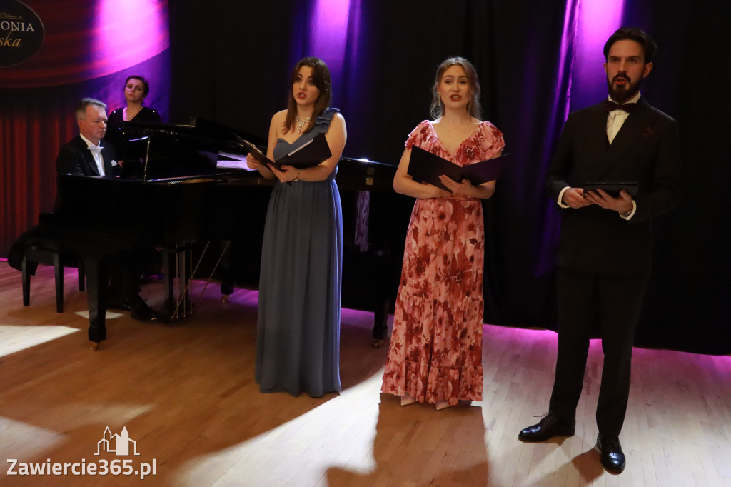 Fotorelacja: Muzyczne Święto Niepodległości z Filharmonią Jurajską w Zawierciu