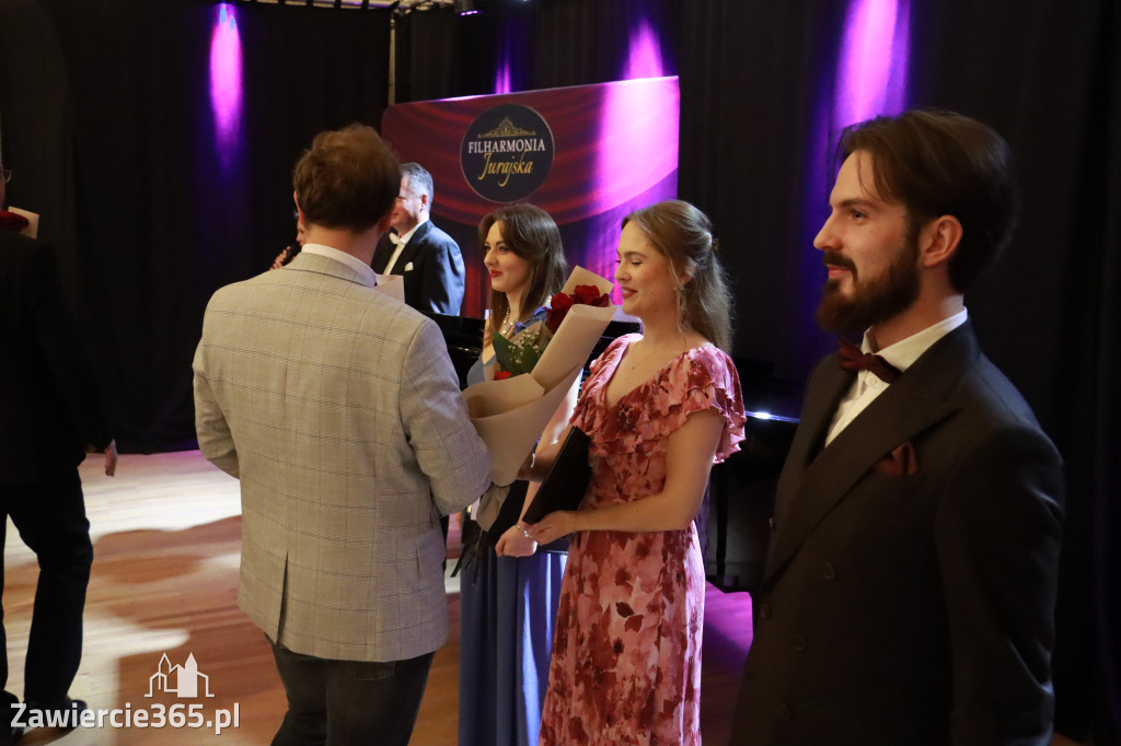 Fotorelacja: Muzyczne Święto Niepodległości z Filharmonią Jurajską w Zawierciu