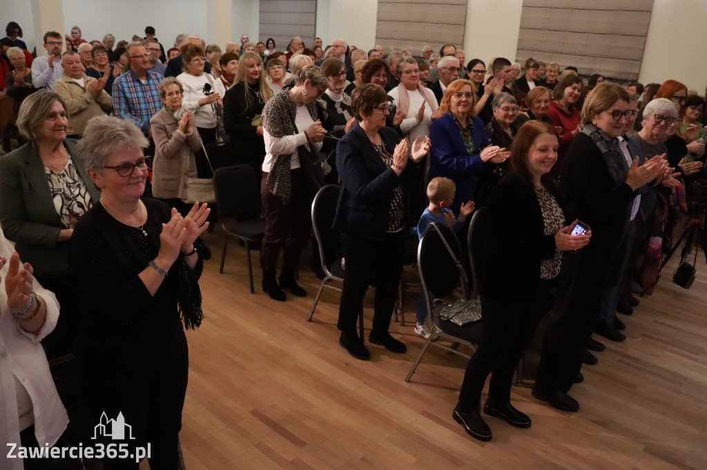 Fotorelacja: Muzyczne Święto Niepodległości z Filharmonią Jurajską w Zawierciu