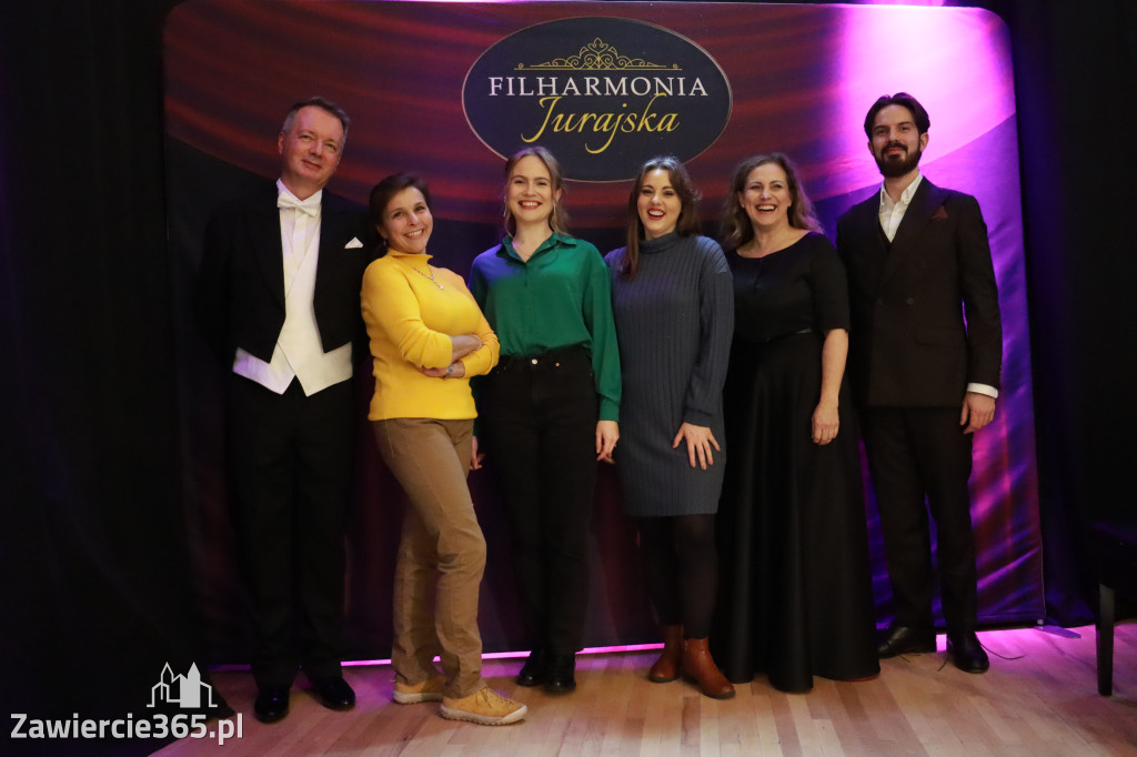 Fotorelacja: Muzyczne Święto Niepodległości z Filharmonią Jurajską w Zawierciu