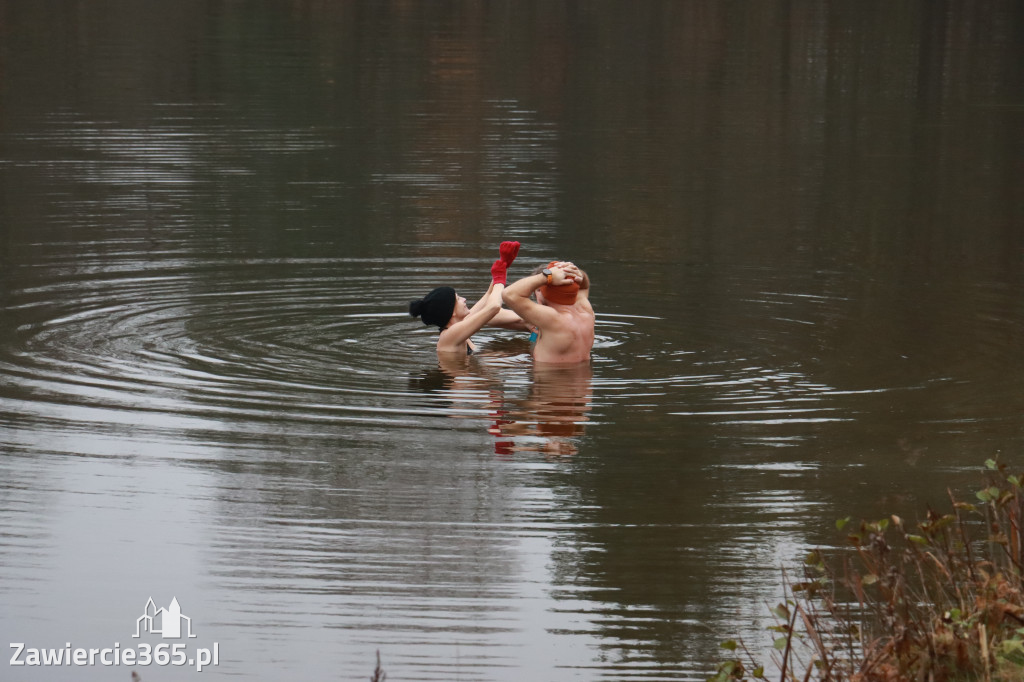 Fotorelacja: Święto Niepodległości z JURAJSKIMI MORSAMI i MORSAMI NA JURZE