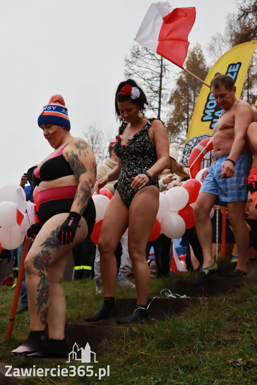 Fotorelacja: Święto Niepodległości z JURAJSKIMI MORSAMI i MORSAMI NA JURZE