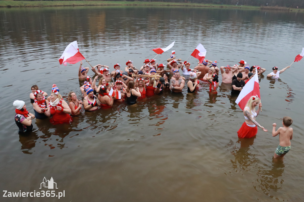 Fotorelacja: Święto Niepodległości z JURAJSKIMI MORSAMI i MORSAMI NA JURZE