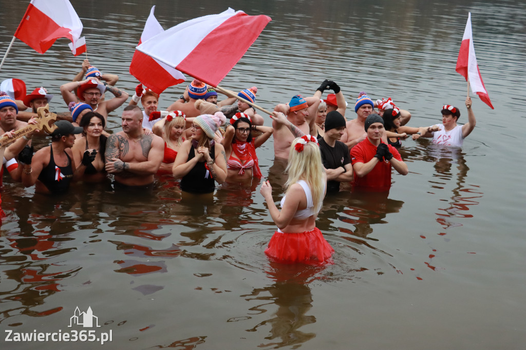 Fotorelacja: Święto Niepodległości z JURAJSKIMI MORSAMI i MORSAMI NA JURZE