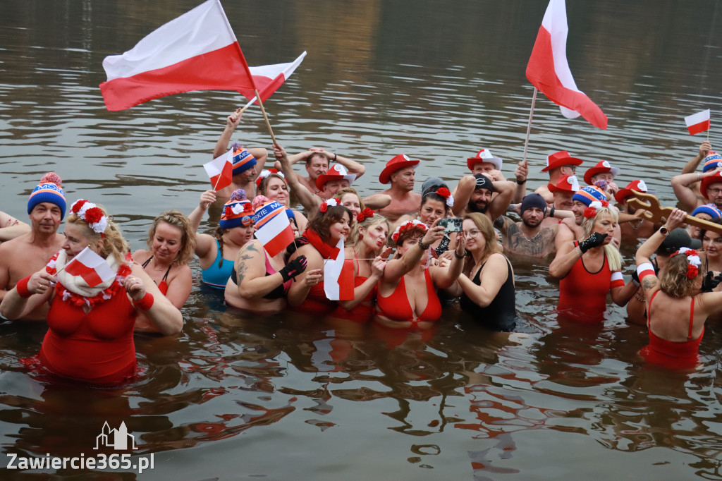 Fotorelacja: Święto Niepodległości z JURAJSKIMI MORSAMI i MORSAMI NA JURZE
