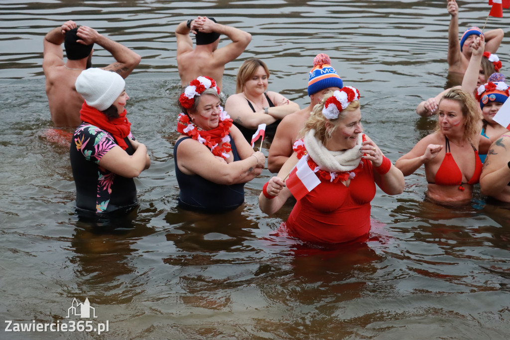 Fotorelacja: Święto Niepodległości z JURAJSKIMI MORSAMI i MORSAMI NA JURZE