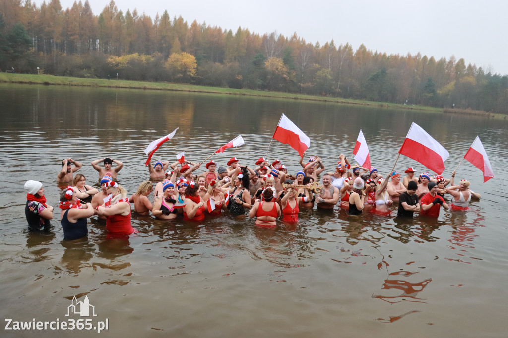 Fotorelacja: Święto Niepodległości z JURAJSKIMI MORSAMI i MORSAMI NA JURZE