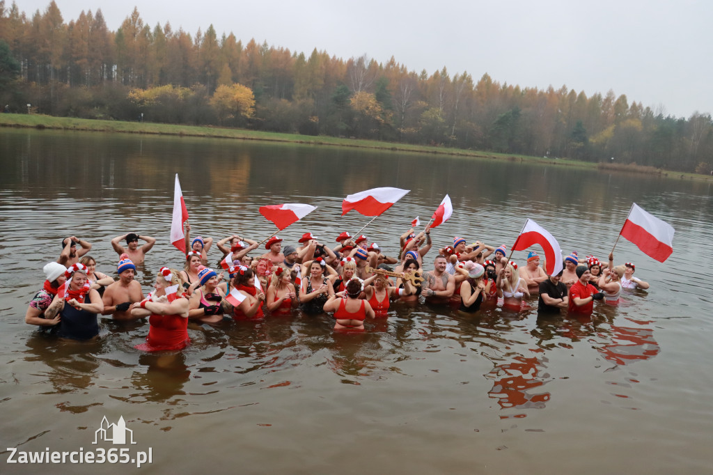Fotorelacja: Święto Niepodległości z JURAJSKIMI MORSAMI i MORSAMI NA JURZE