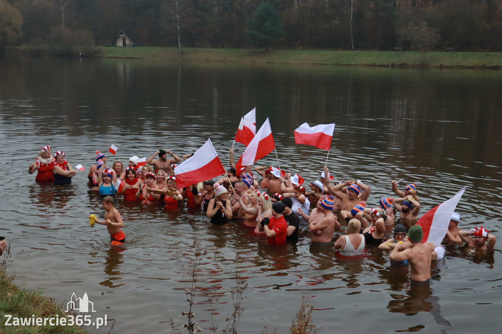 Fotorelacja: Święto Niepodległości z JURAJSKIMI MORSAMI i MORSAMI NA JURZE