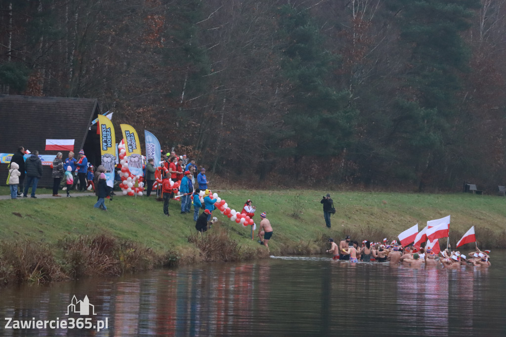 Fotorelacja: Święto Niepodległości z JURAJSKIMI MORSAMI i MORSAMI NA JURZE