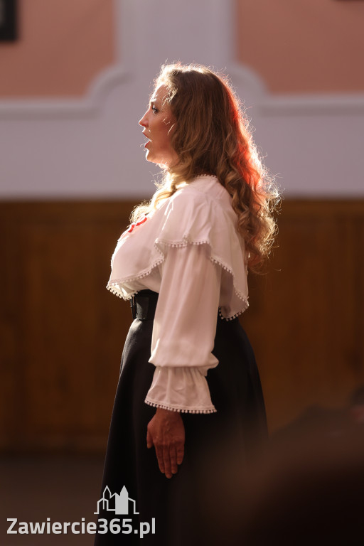 Fotorelacja: Święto Niepodległości w Pałacyku nad Wartą w Zawierciu Kromołowie