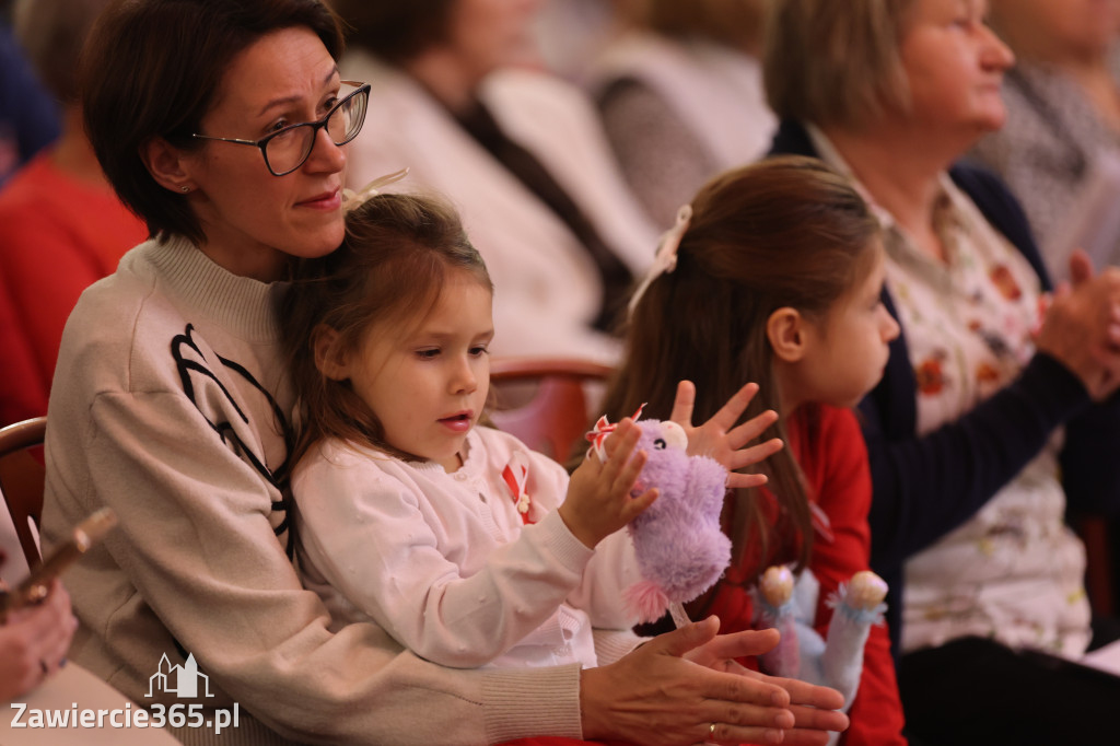 Fotorelacja: Święto Niepodległości w Pałacyku nad Wartą w Zawierciu Kromołowie