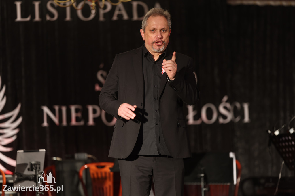 Fotorelacja: Święto Niepodległości w Pałacyku nad Wartą w Zawierciu Kromołowie