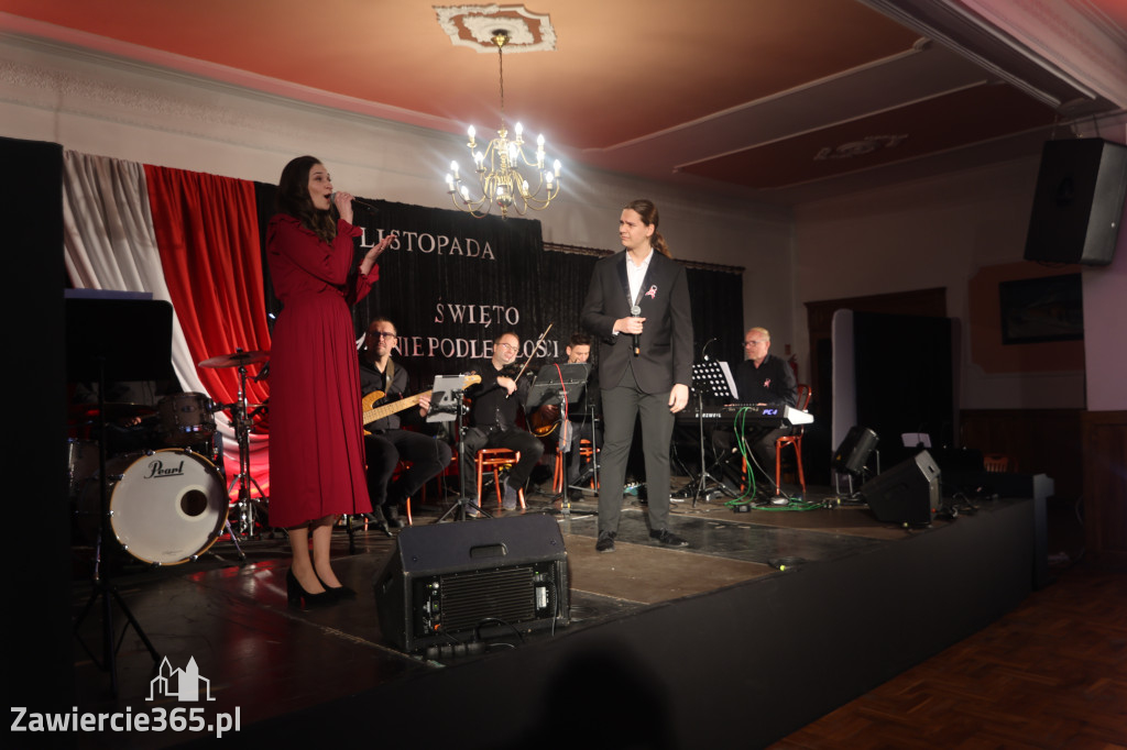 Fotorelacja: Święto Niepodległości w Pałacyku nad Wartą w Zawierciu Kromołowie