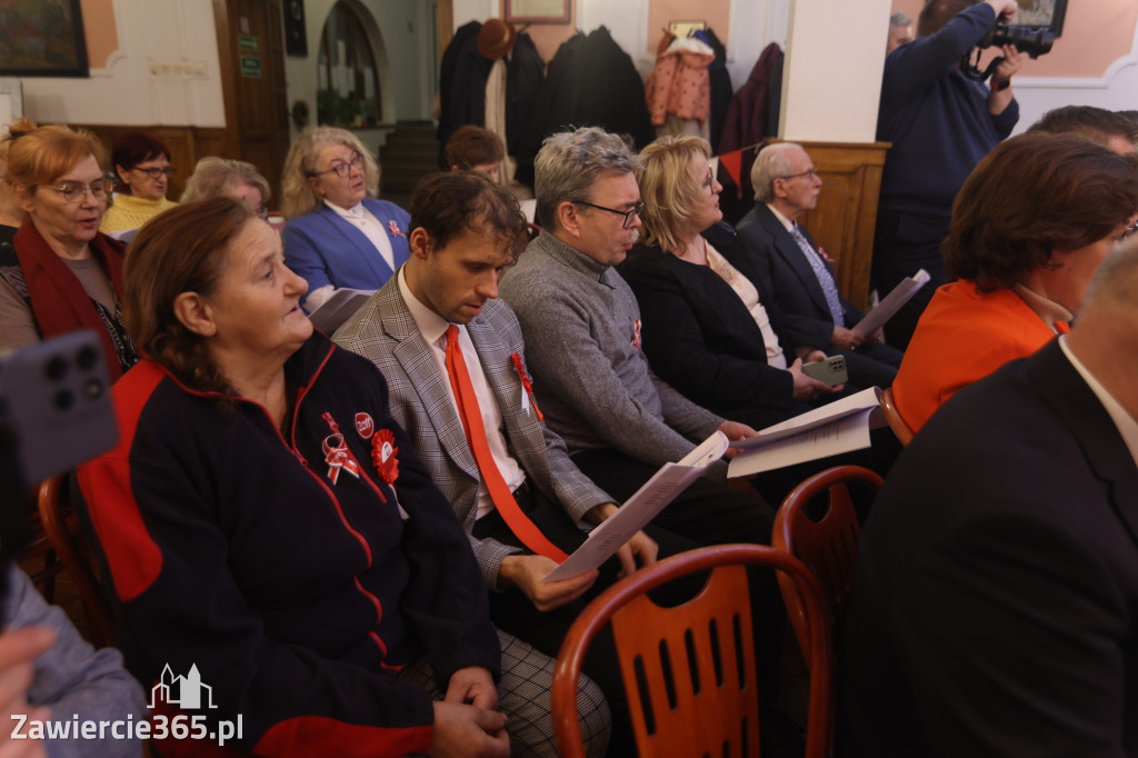 Fotorelacja: Święto Niepodległości w Pałacyku nad Wartą w Zawierciu Kromołowie