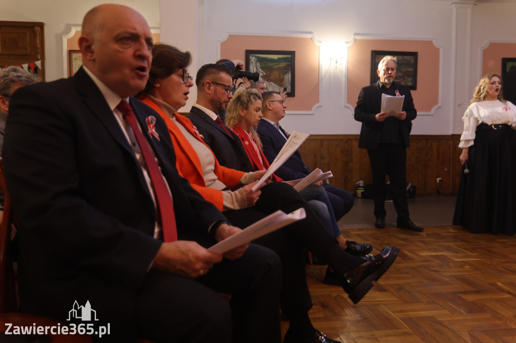 Fotorelacja: Święto Niepodległości w Pałacyku nad Wartą w Zawierciu Kromołowie