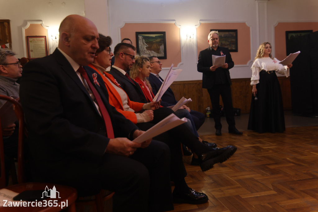 Fotorelacja: Święto Niepodległości w Pałacyku nad Wartą w Zawierciu Kromołowie