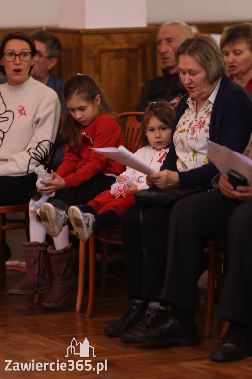 Fotorelacja: Święto Niepodległości w Pałacyku nad Wartą w Zawierciu Kromołowie