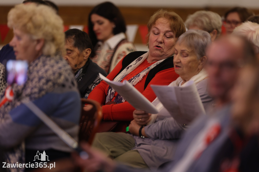 Fotorelacja: Święto Niepodległości w Pałacyku nad Wartą w Zawierciu Kromołowie