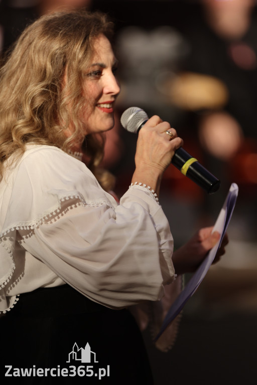 Fotorelacja: Święto Niepodległości w Pałacyku nad Wartą w Zawierciu Kromołowie