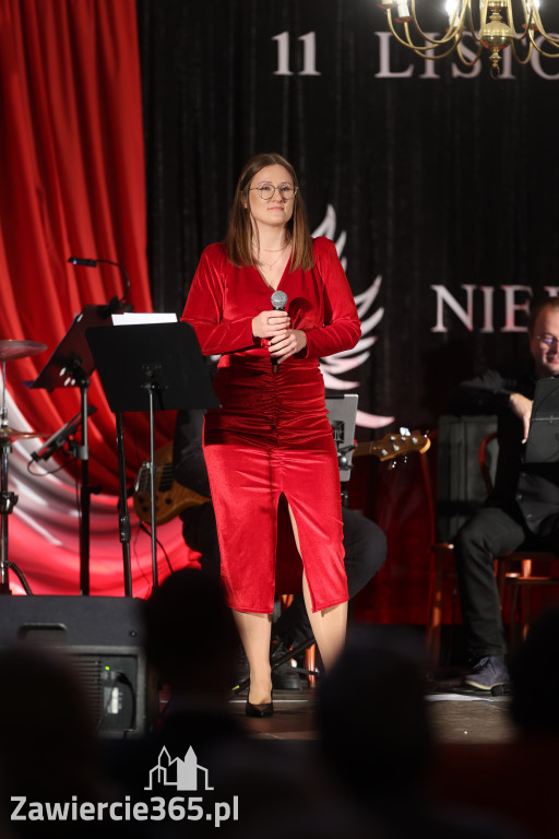 Fotorelacja: Święto Niepodległości w Pałacyku nad Wartą w Zawierciu Kromołowie