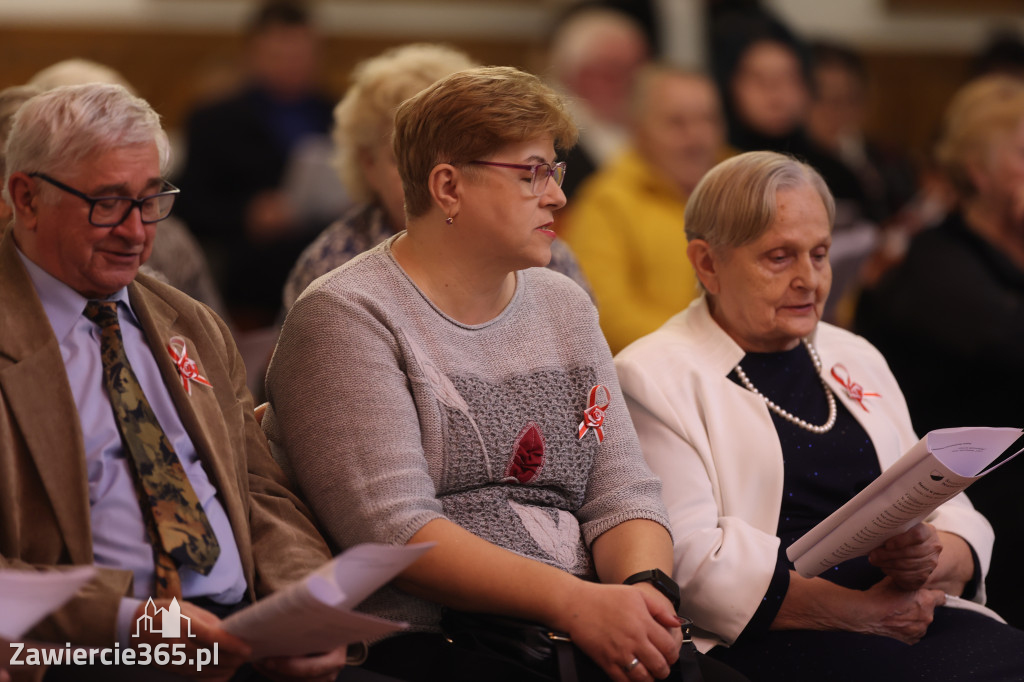 Fotorelacja: Święto Niepodległości w Pałacyku nad Wartą w Zawierciu Kromołowie